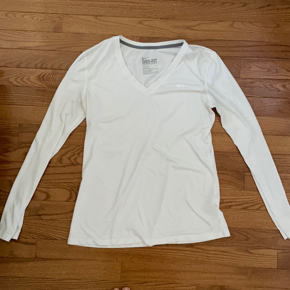 Nike Women’s Dri Fit Long Sleeve